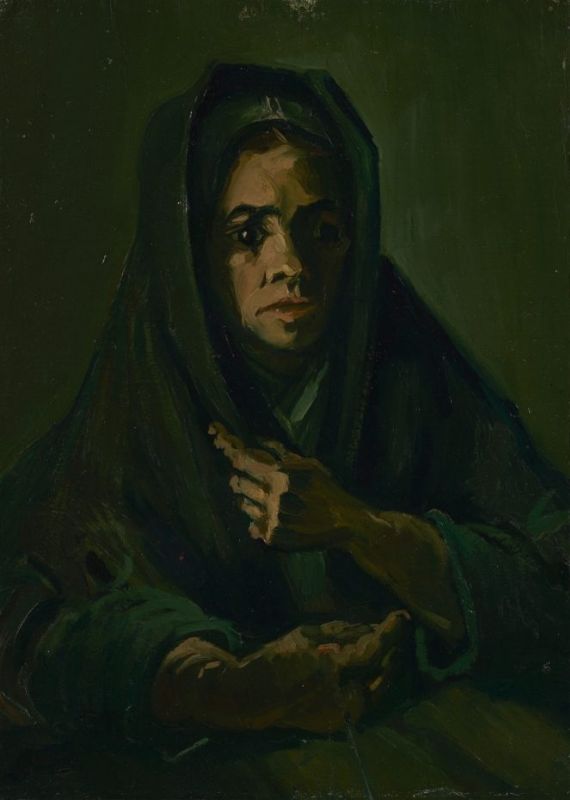 Mujer con mantón de luto